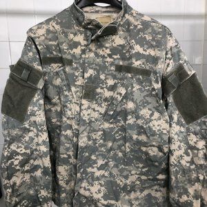 RARE MENS OFFICIAL MILITARY ARMY DIGITAL CAMO JACKET